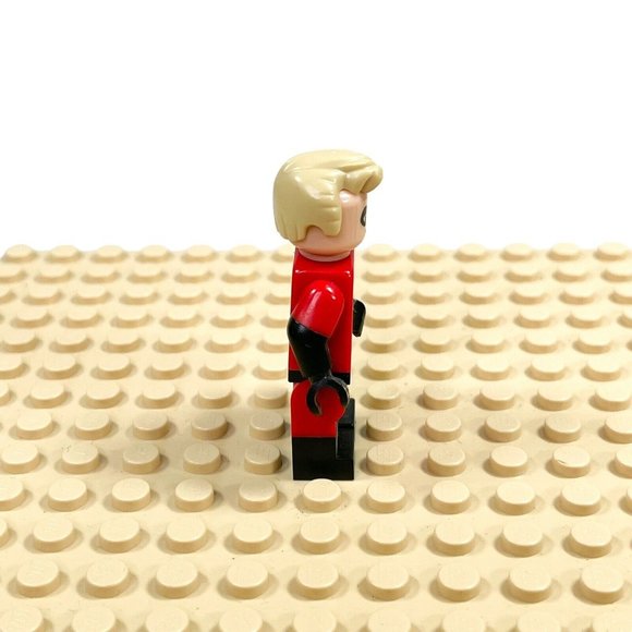 Lego Mr. Incredible Disney Minifigure - Picture 4 of 7